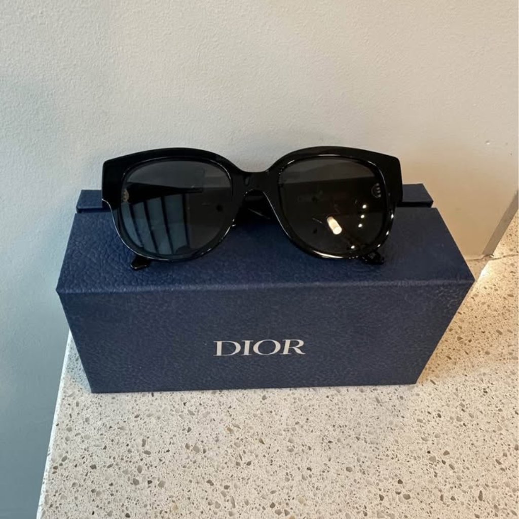 Christian Dior Wildior Bu Round Sunglasses, Black
